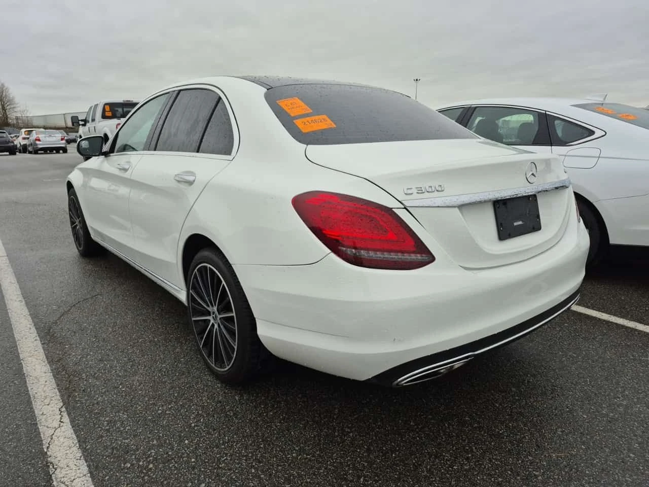 Mercedes-Benz C 300 AMG Line * Панорама * CARFAX * , снимка 4 - Автомобили и джипове - 53966963
