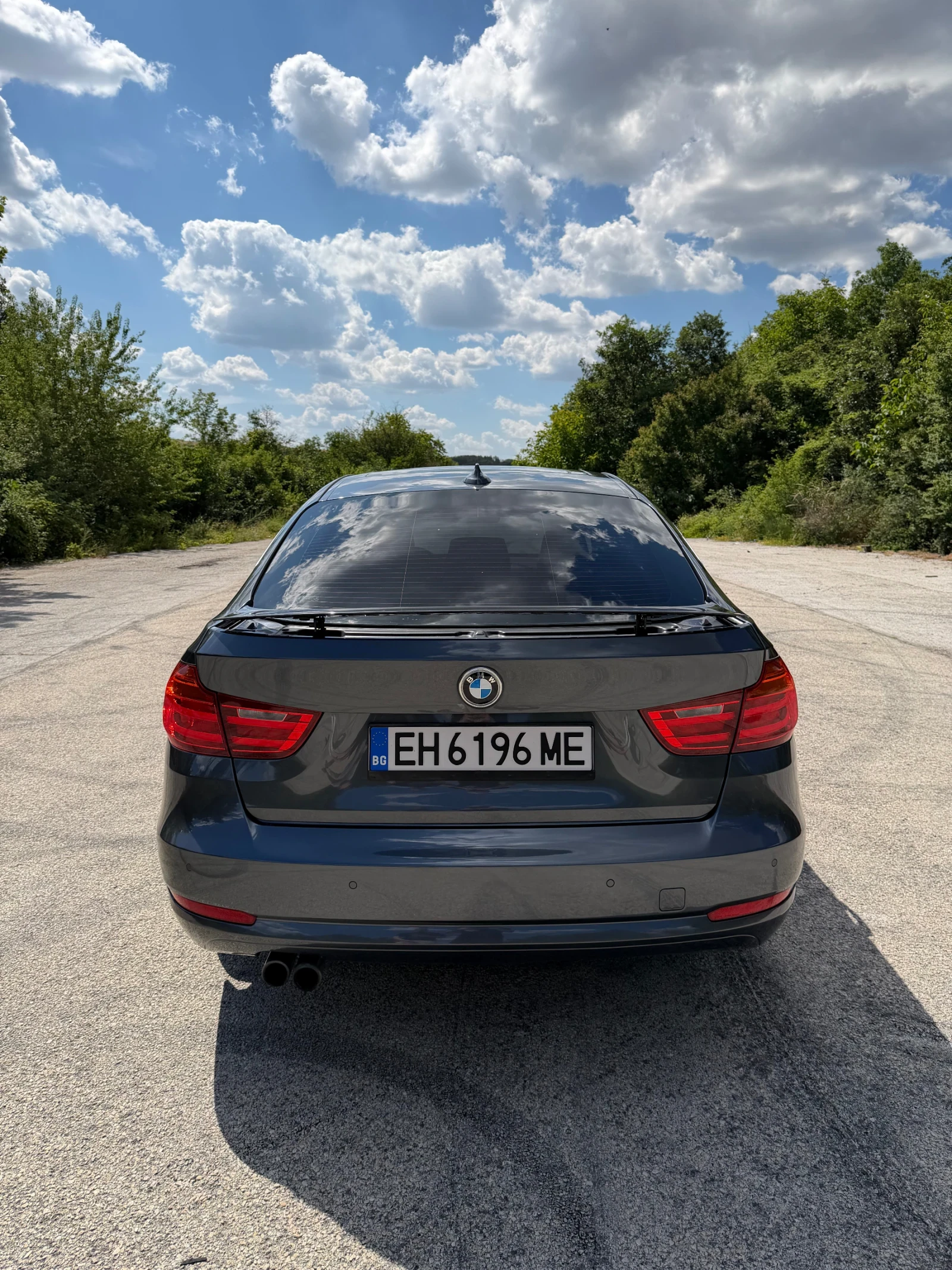 BMW 3gt 330d Панорама* Keyless* Обслужен* Пълна история, снимка 5 - Автомобили и джипове - 54482343