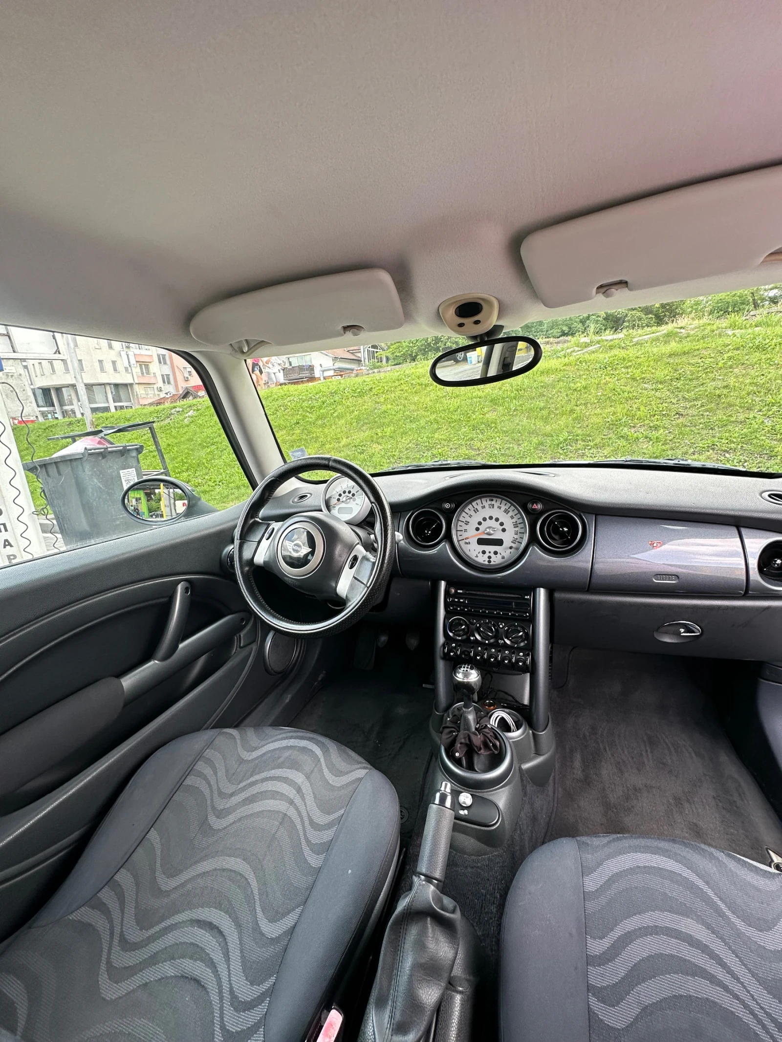 Mini One 1.6i , снимка 7 - Автомобили и джипове - 54799764
