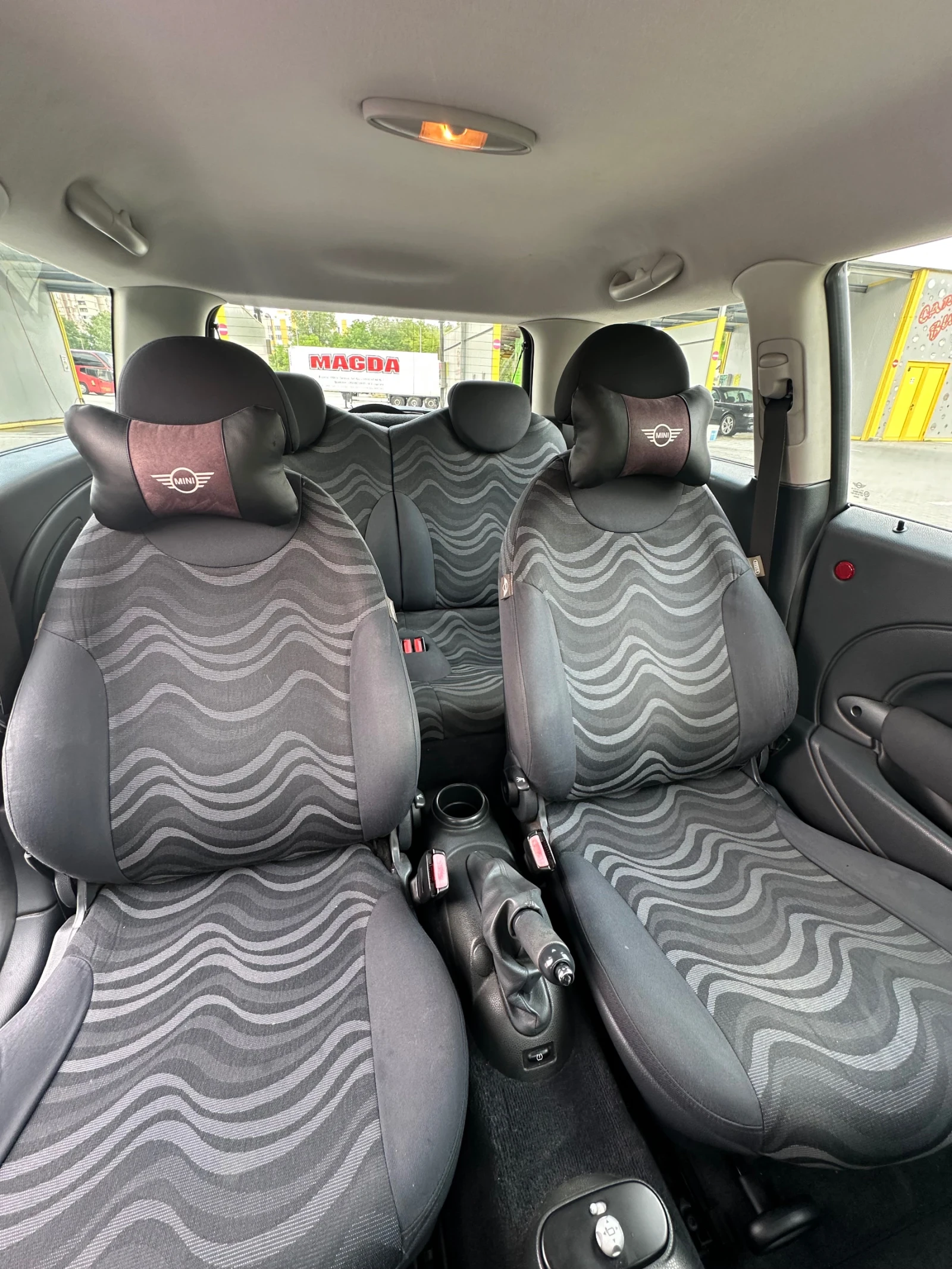 Mini One 1.6i , снимка 8 - Автомобили и джипове - 54799764