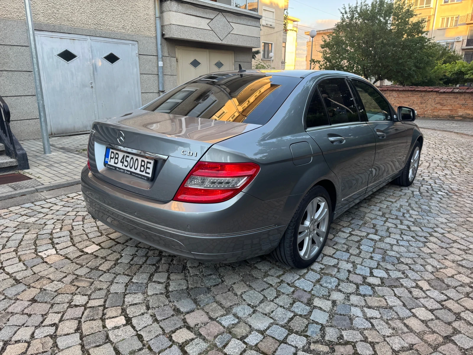 Mercedes-Benz C 220 CDI Avantgarde , снимка 5 - Автомобили и джипове - 55157144