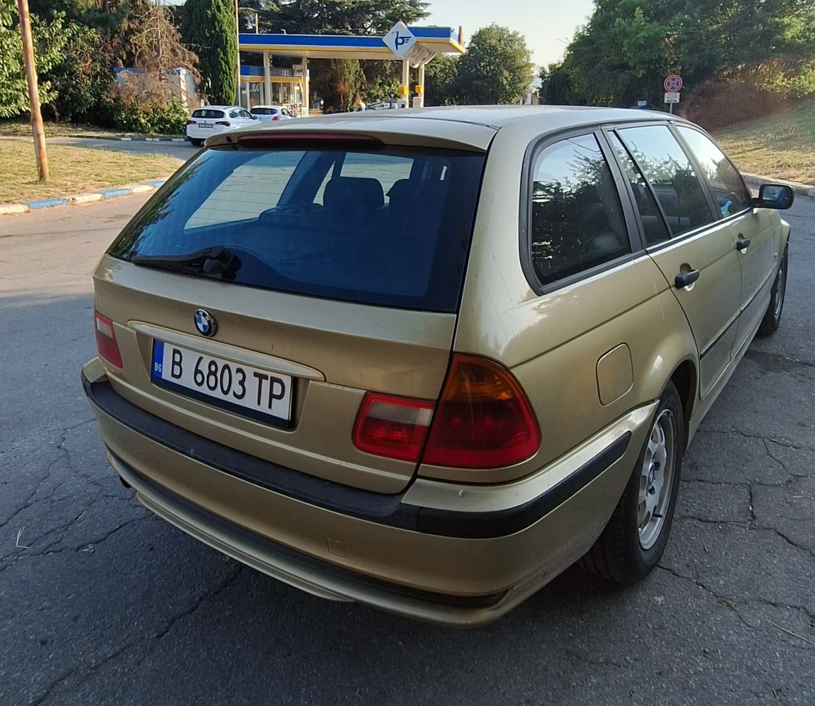 BMW 318 Газов инжекцион, снимка 5 - Автомобили и джипове - 55586649