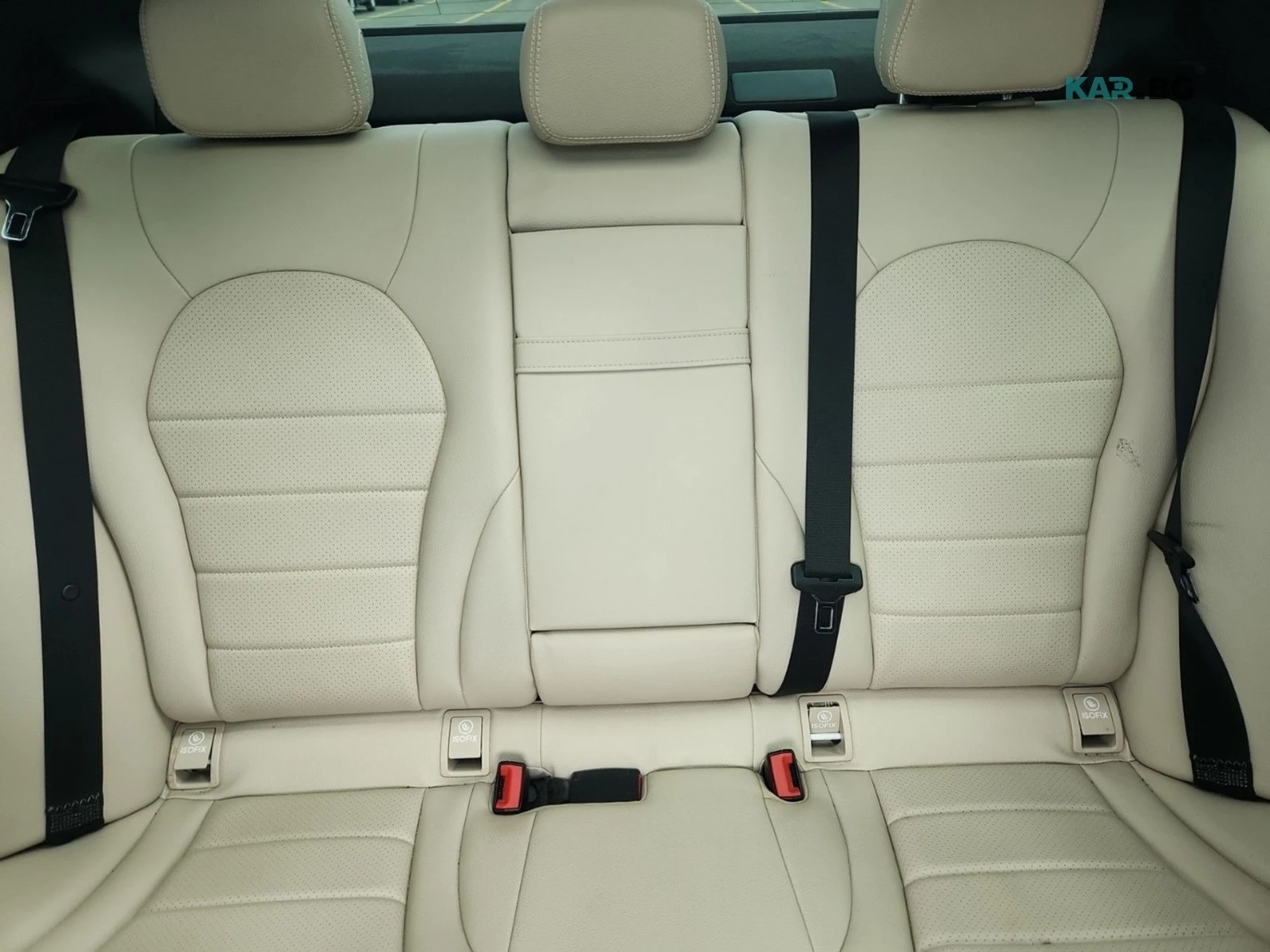 Mercedes-Benz C 400 AMG* 4MATIC* BURMESTER* ПОДГРЕВ* КАМЕРА* КОЖА* , снимка 12 - Автомобили и джипове - 55707808