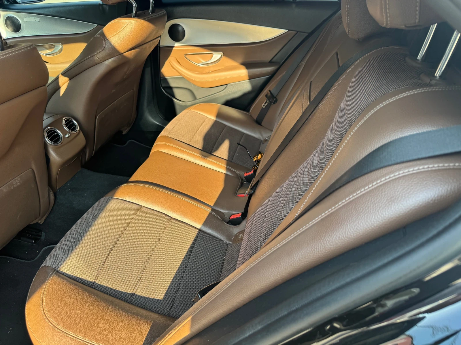 Mercedes-Benz E 220 CDI 194кс , снимка 11 - Автомобили и джипове - 55771919