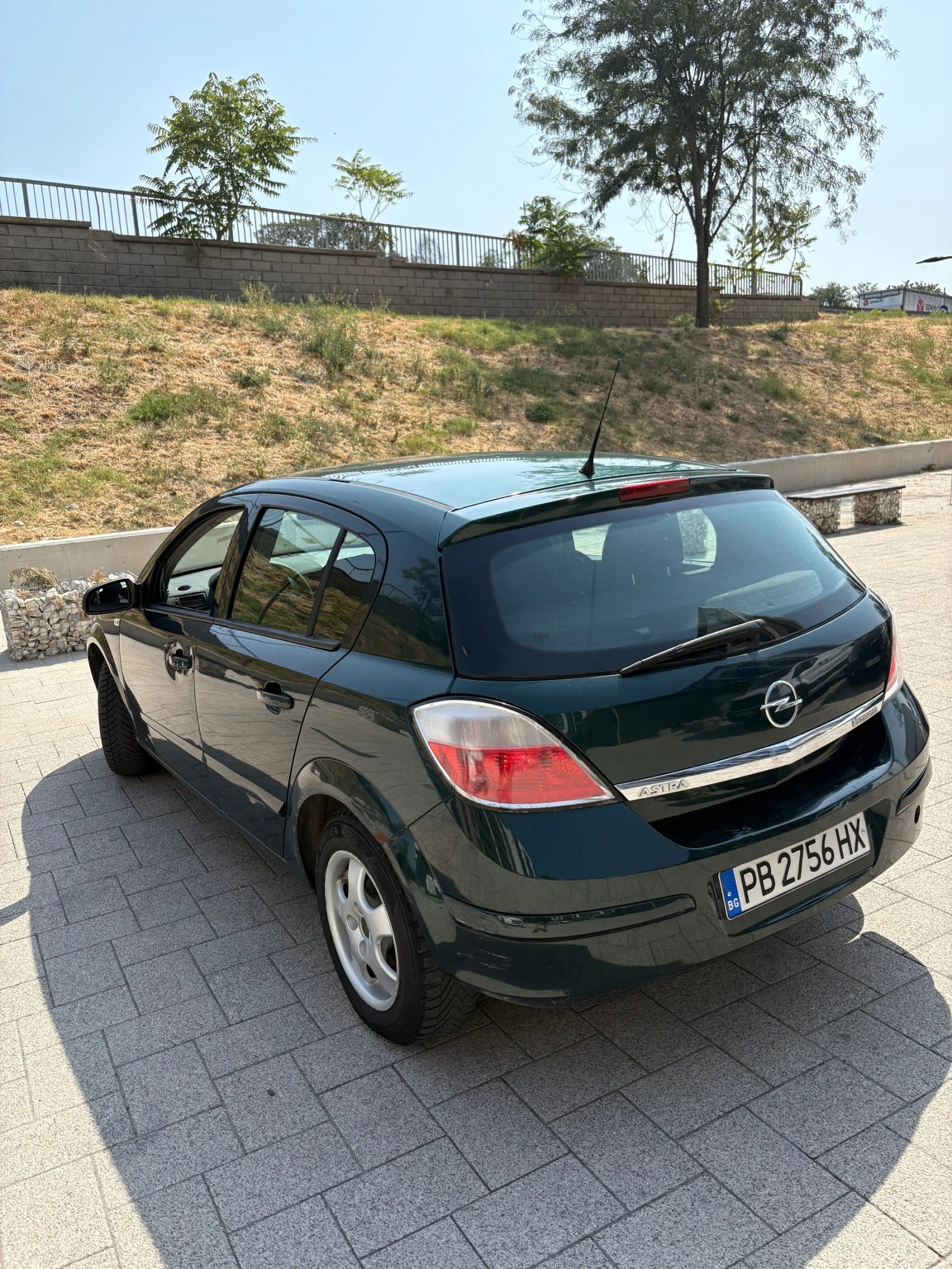 Opel Astra, снимка 5 - Автомобили и джипове - 55897670