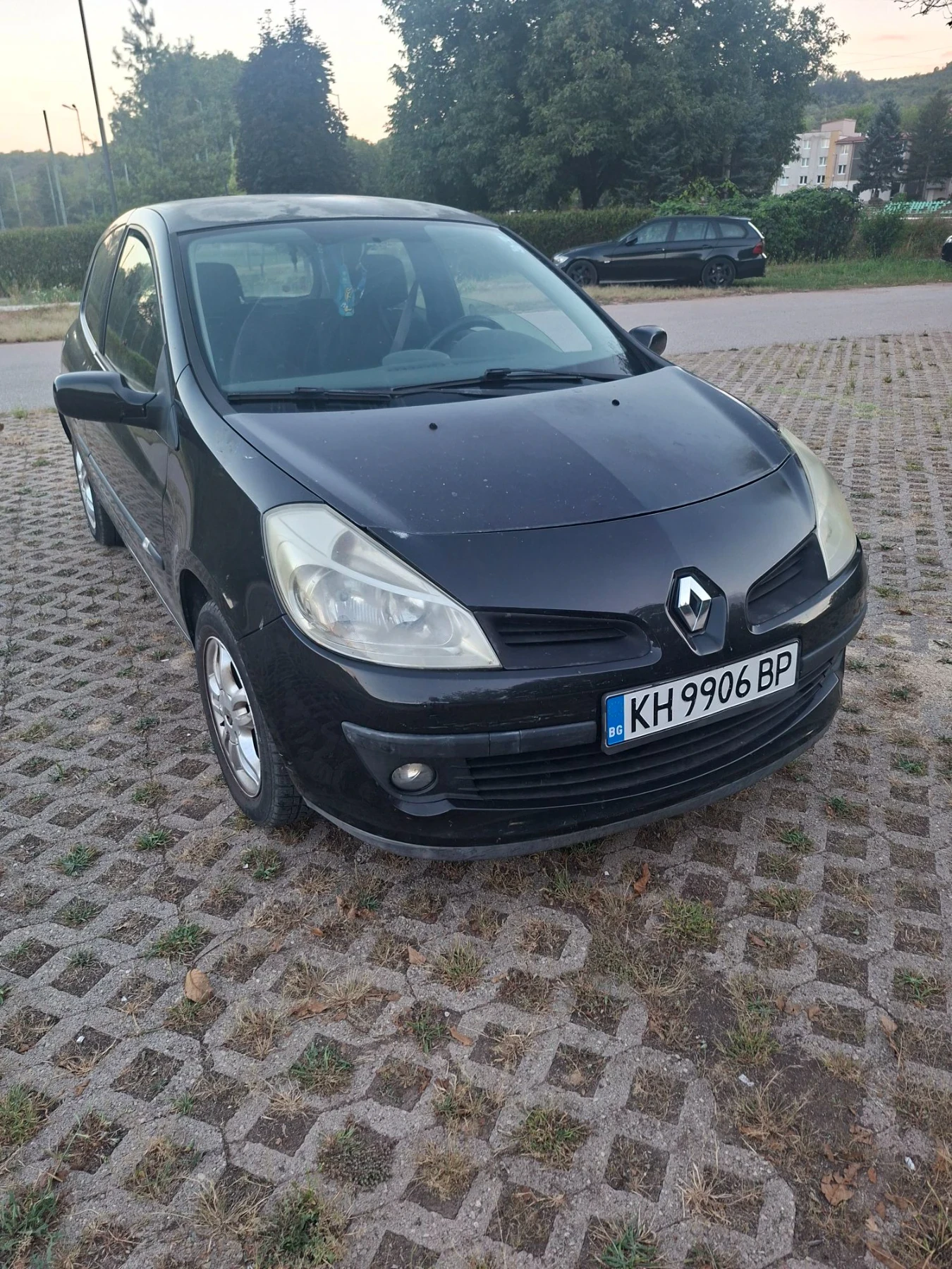 Renault Clio, снимка 2 - Автомобили и джипове - 56120756