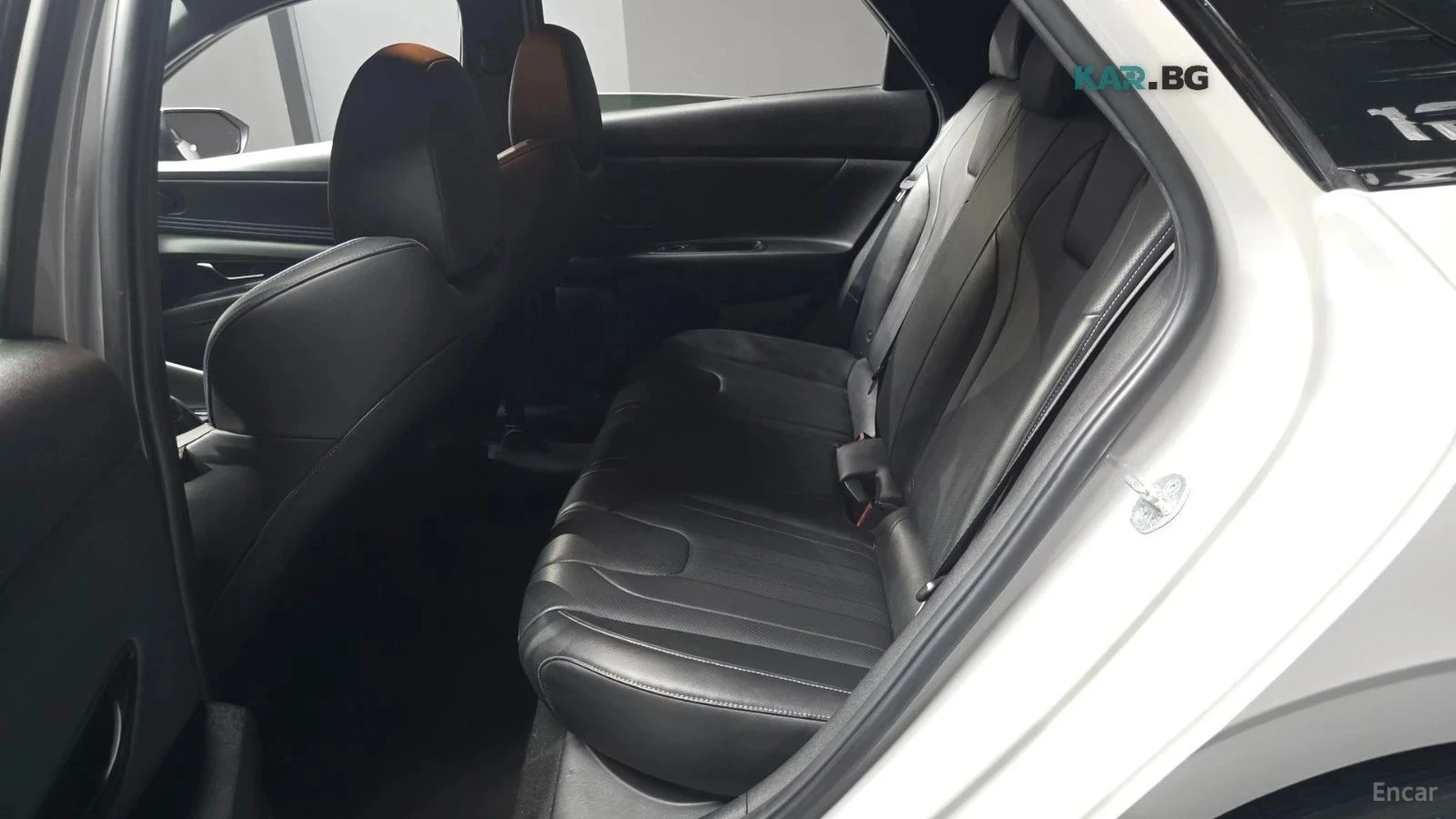Hyundai Elantra, снимка 10 - Автомобили и джипове - 56690023