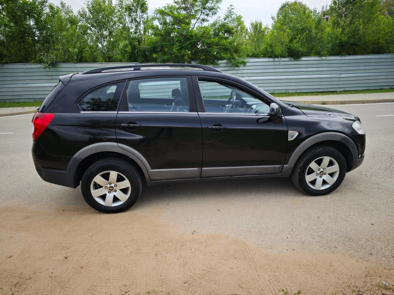 Chevrolet Captiva, снимка 7 - Автомобили и джипове - 47496707