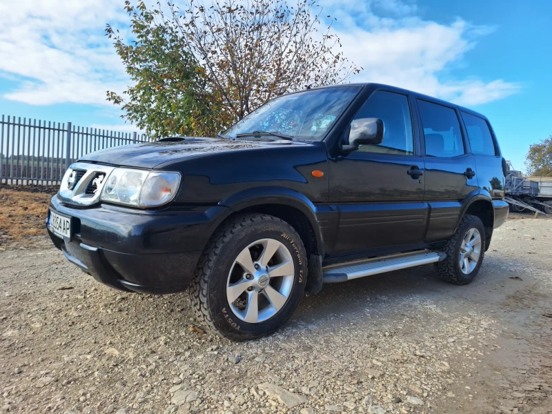 Nissan Terrano, снимка 1 - Автомобили и джипове - 47919911