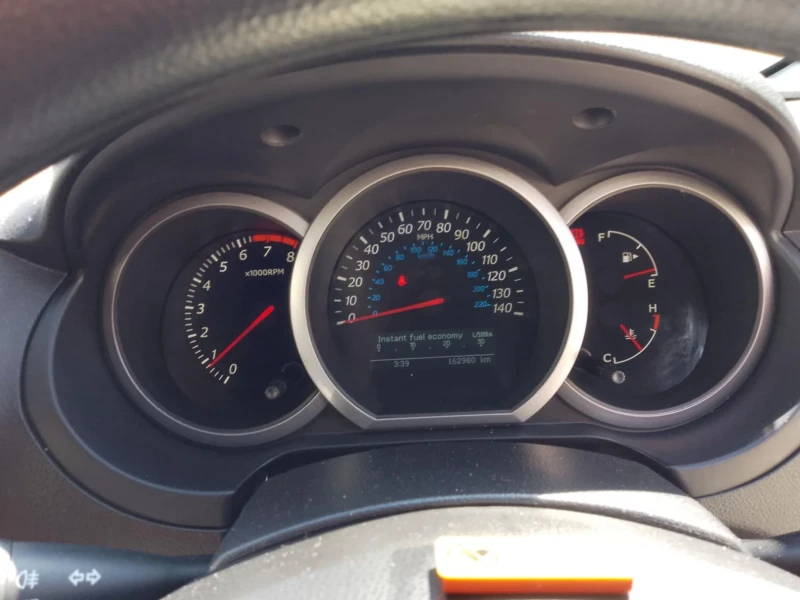 Suzuki Grand vitara 2.4 десен волан, снимка 13 - Автомобили и джипове - 50953278