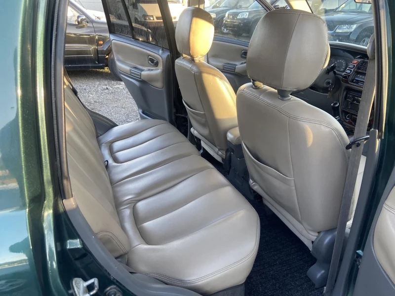 Suzuki Grand vitara 4х4 газов инжекцио, снимка 15 - Автомобили и джипове - 51789831