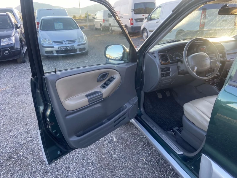Suzuki Grand vitara 4х4 газов инжекцио, снимка 7 - Автомобили и джипове - 51789831