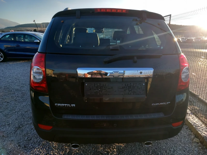 Chevrolet Captiva 2.2CDTI 163k.c., снимка 5 - Автомобили и джипове - 52913978