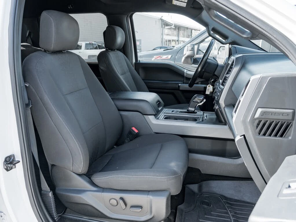 Ford F150 * АВТО КРЕДИТ* ЦЕНА ДО БГ * СЕРВИЗНА ИСТОРИЯ *  - изображение 8