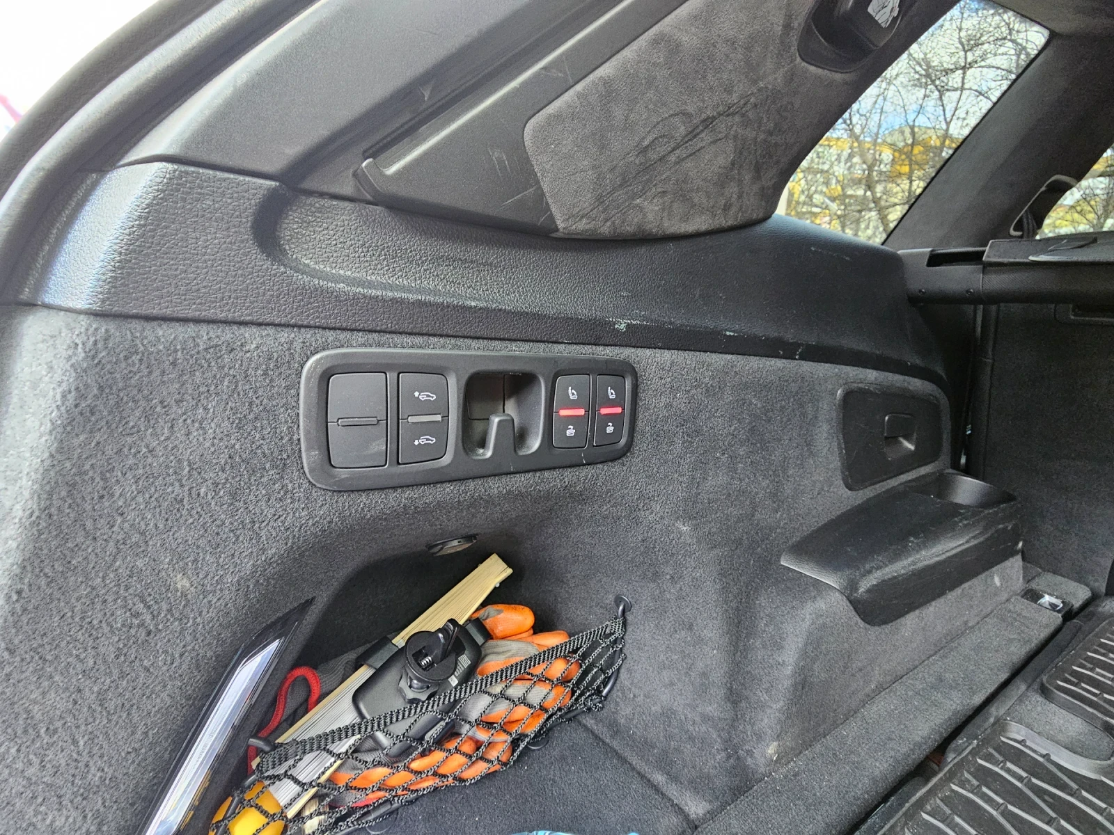 Audi SQ7, снимка 8 - Автомобили и джипове - 53864161