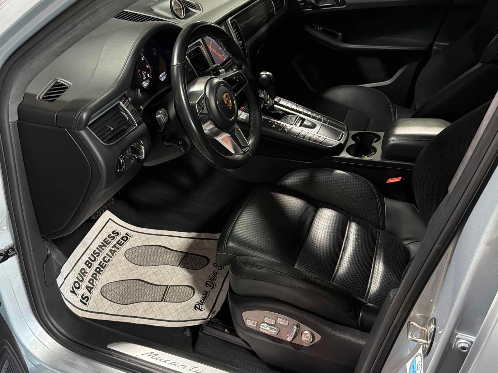 Porsche Macan TURBO С РЕГИСТРАЦИЯ & АВТО КРЕДИТ, снимка 5 - Автомобили и джипове - 53798197