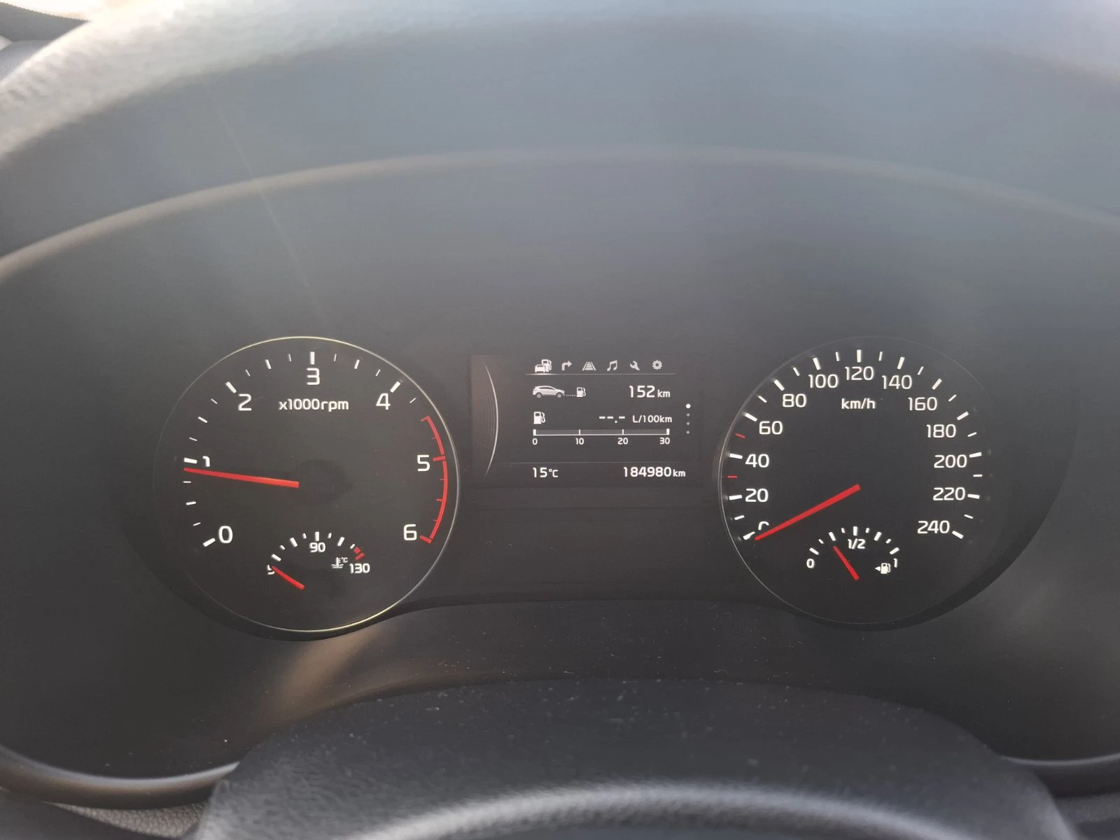 Kia Sportage 2.0 crdi 4х4, снимка 10 - Автомобили и джипове - 53864472