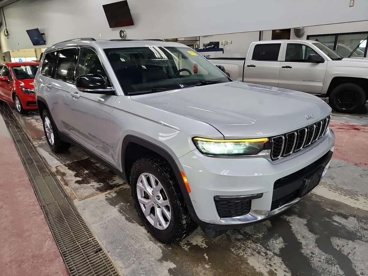Jeep Grand cherokee * LIMITED* * ПАНОРАМА* * 7-МЕСТНА* , снимка 2 - Автомобили и джипове - 53892073