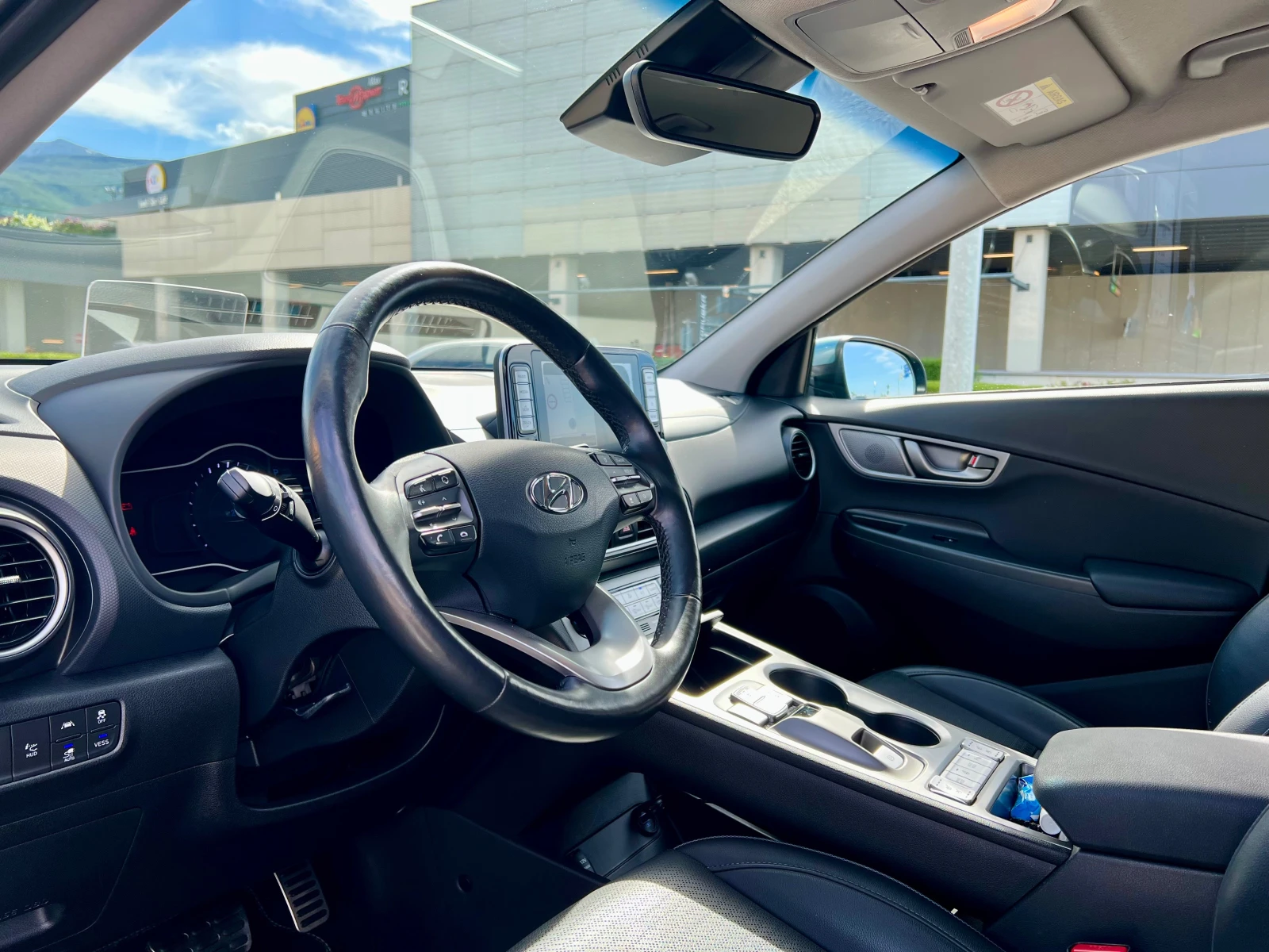 Hyundai Kona 64kWh | 204 PS | PREMIUM | SOH100%, снимка 10 - Автомобили и джипове - 54725243