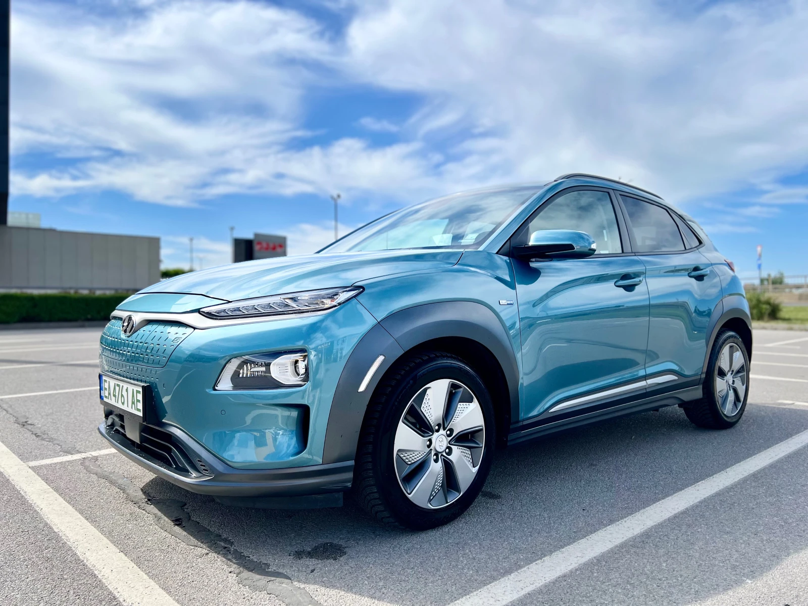 Hyundai Kona 64kWh | 204 PS | PREMIUM | SOH100%, снимка 3 - Автомобили и джипове - 54725243