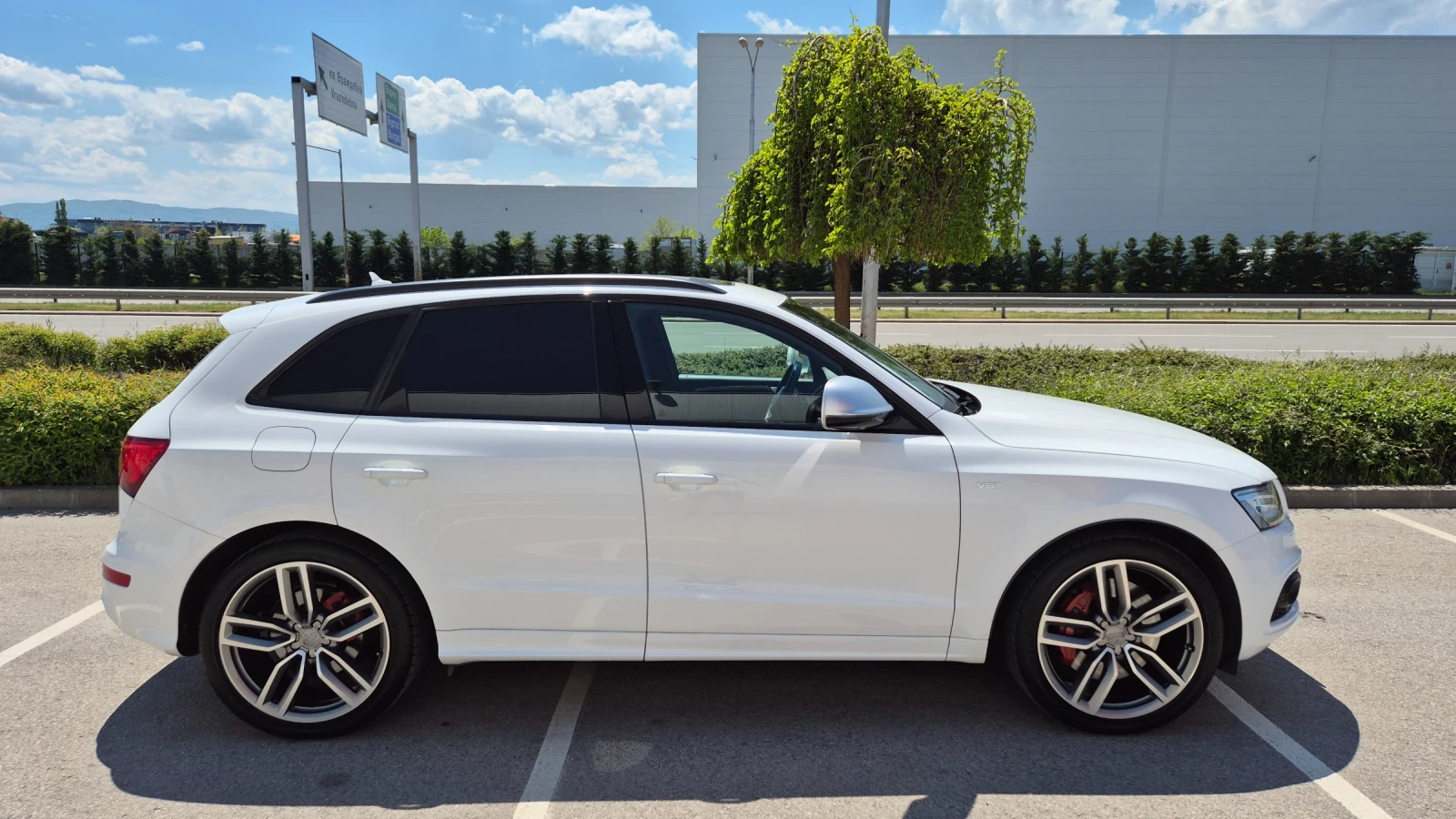 Audi SQ5 3.0 BITDI Competition Black Edition, снимка 4 - Автомобили и джипове - 54803295
