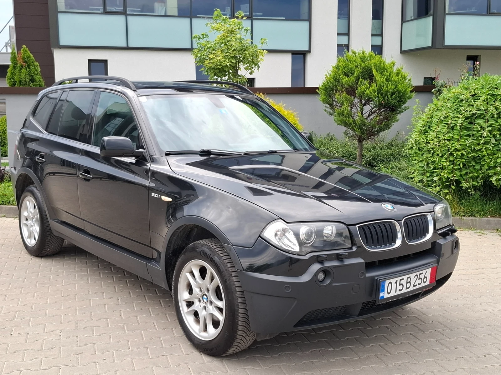 BMW X3 3.0i* (231кс)* ПАНОРАМА* AВТОМАТ* НАВИ* ФУЛ* * , снимка 10 - Автомобили и джипове - 54803298