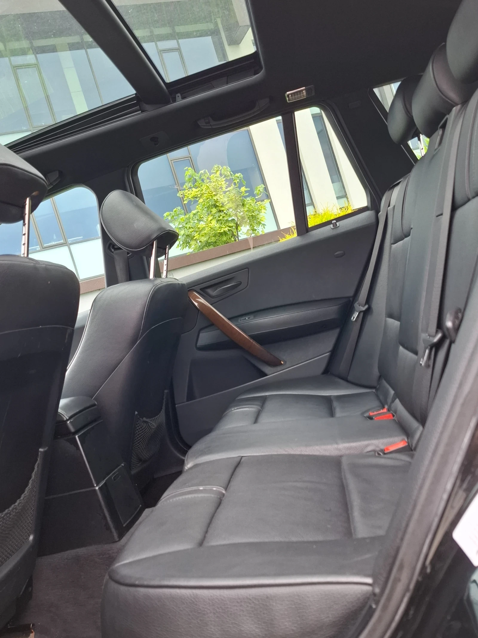 BMW X3 3.0i* (231кс)* ПАНОРАМА* AВТОМАТ* НАВИ* ФУЛ* * , снимка 16 - Автомобили и джипове - 54803298