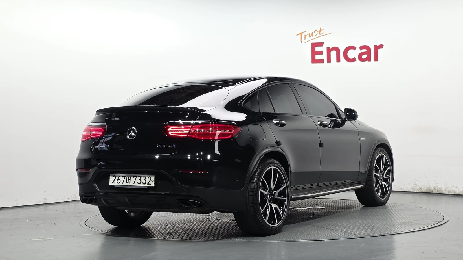 Mercedes-Benz GLC 43 AMG ЛЮК* HUD* 360* KEYLESS* ЕЛ. БАГАЖНИК* КРАЙНА ЦЕНА, снимка 2 - Автомобили и джипове - 55271886