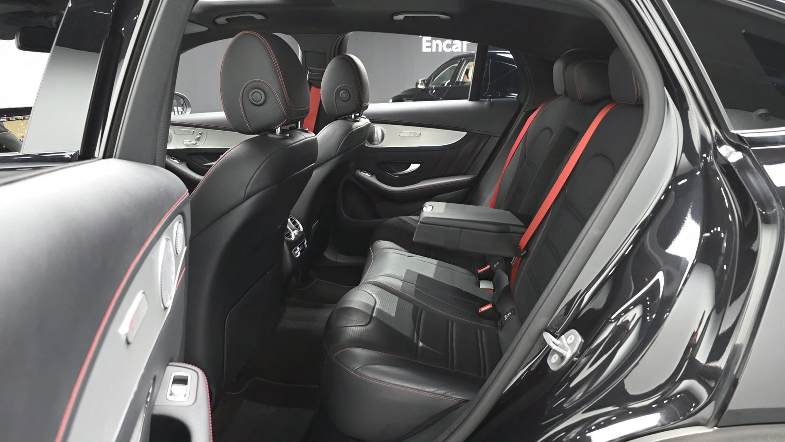 Mercedes-Benz GLC 43 AMG ЛЮК* HUD* 360* KEYLESS* ЕЛ. БАГАЖНИК* КРАЙНА ЦЕНА, снимка 11 - Автомобили и джипове - 55271886