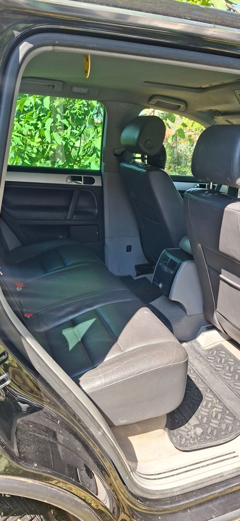 VW Touareg, снимка 11 - Автомобили и джипове - 55966124