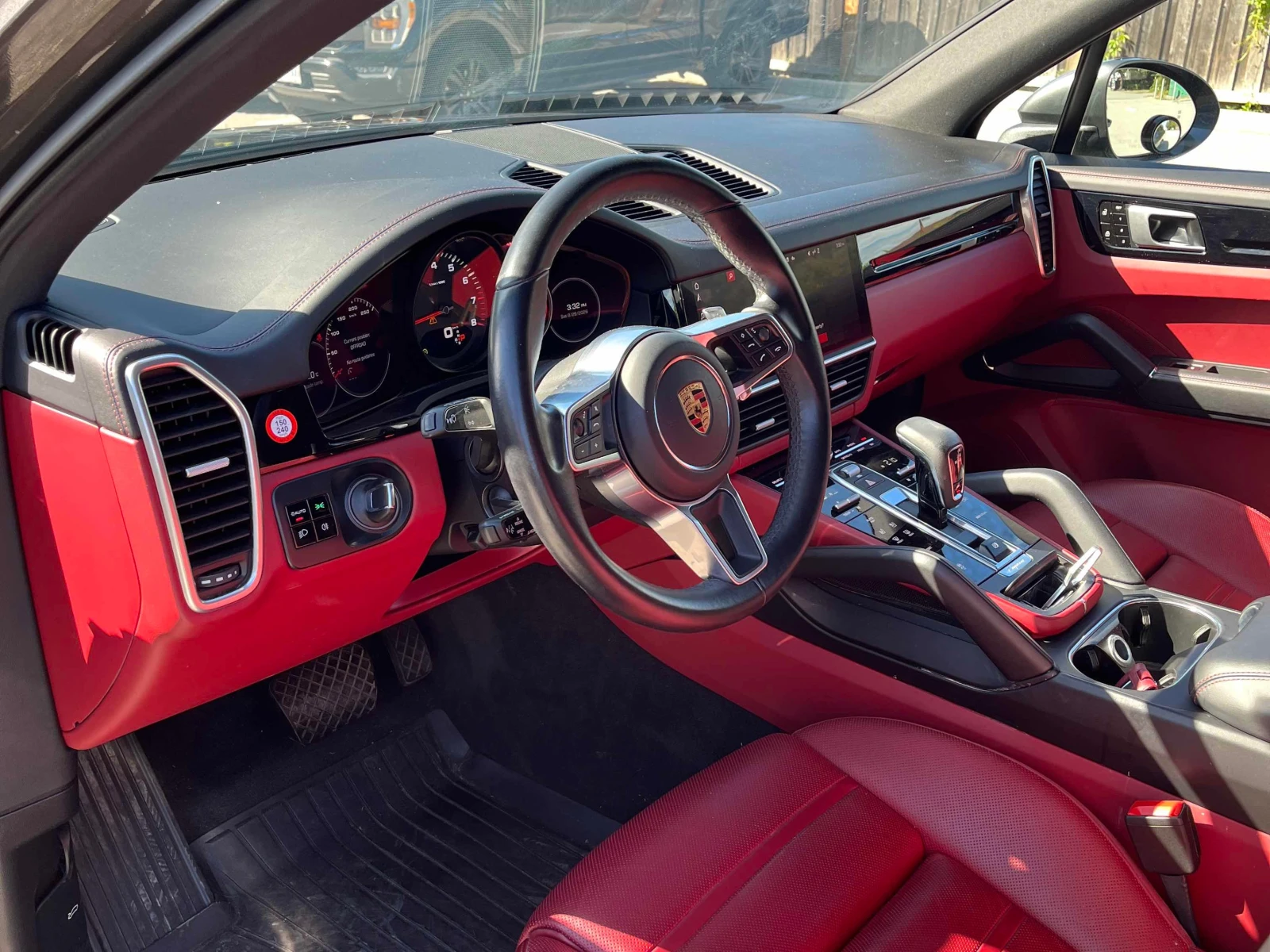 Porsche Cayenne * AWD * ПОДГРЕВ * ОБДУХВАНЕ * ПАНОРАМА * , снимка 5 - Автомобили и джипове - 56006101