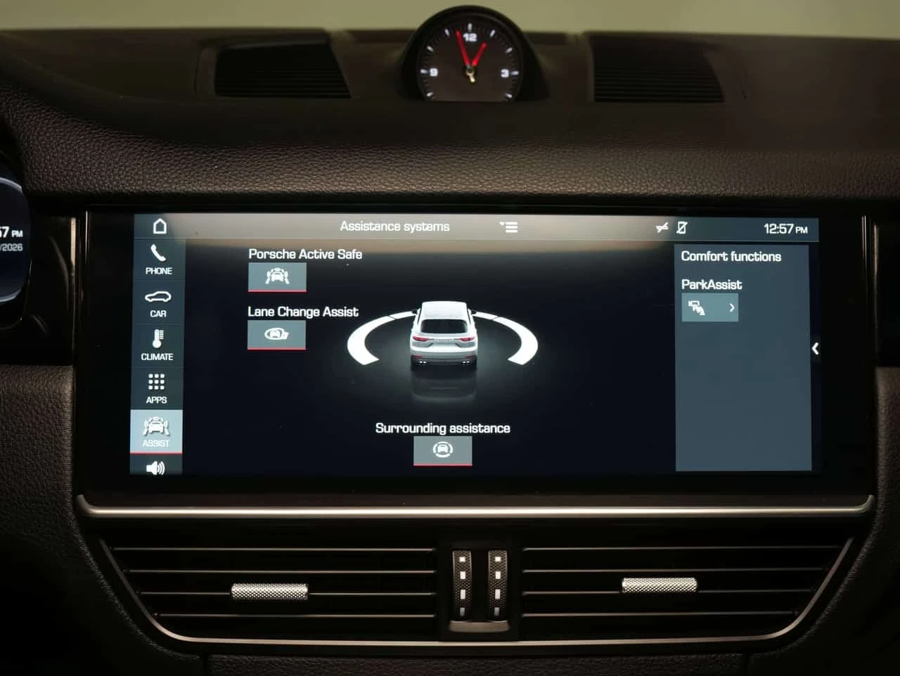 Porsche Cayenne PREMIUM PLUS | PANO | BOSE | 20" CARFAX, снимка 13 - Автомобили и джипове - 56223819