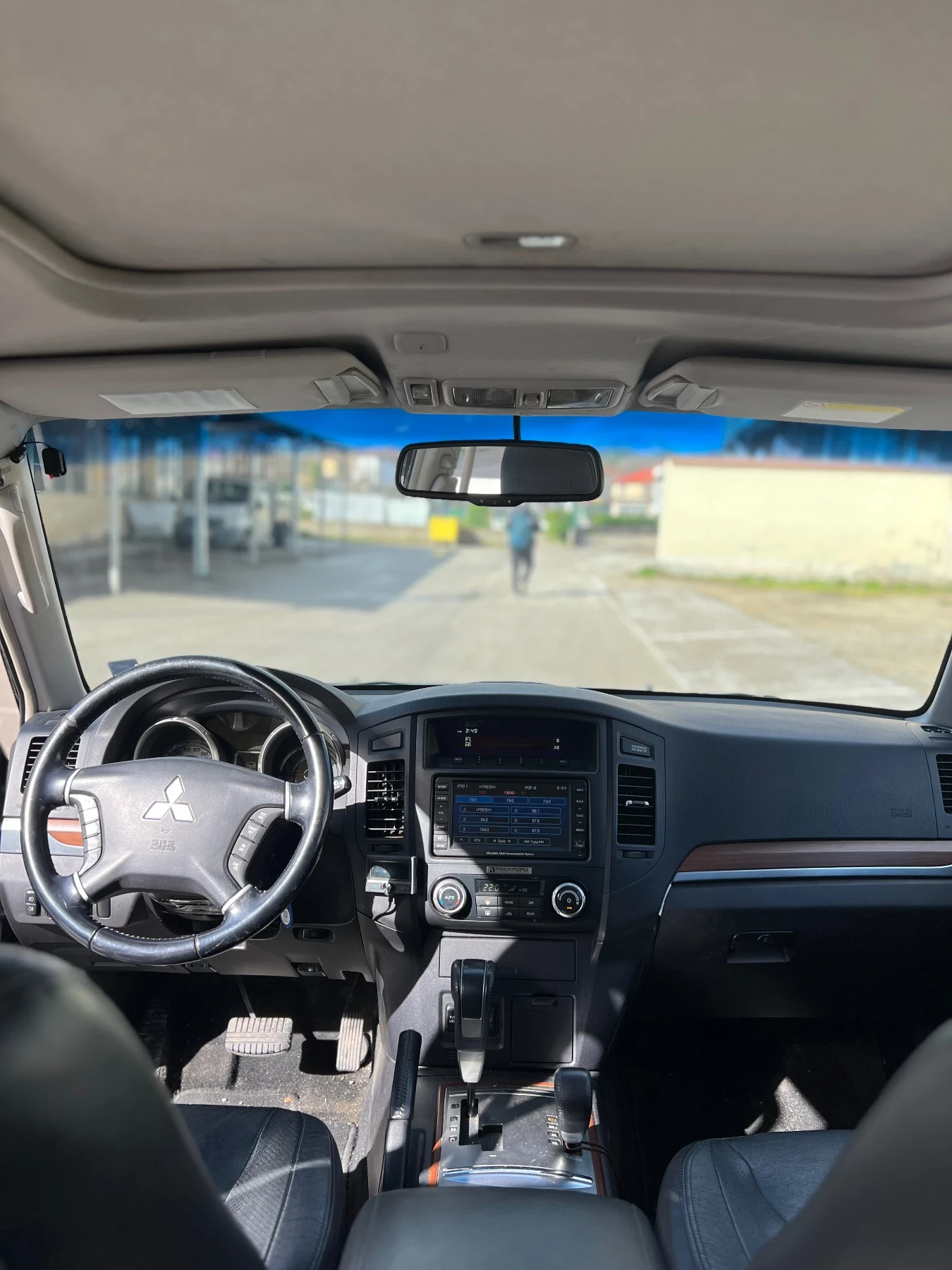 Mitsubishi Pajero ПЪРВИ СОБСТВЕНИК/3.2D/7 местен/, снимка 8 - Автомобили и джипове - 56244669