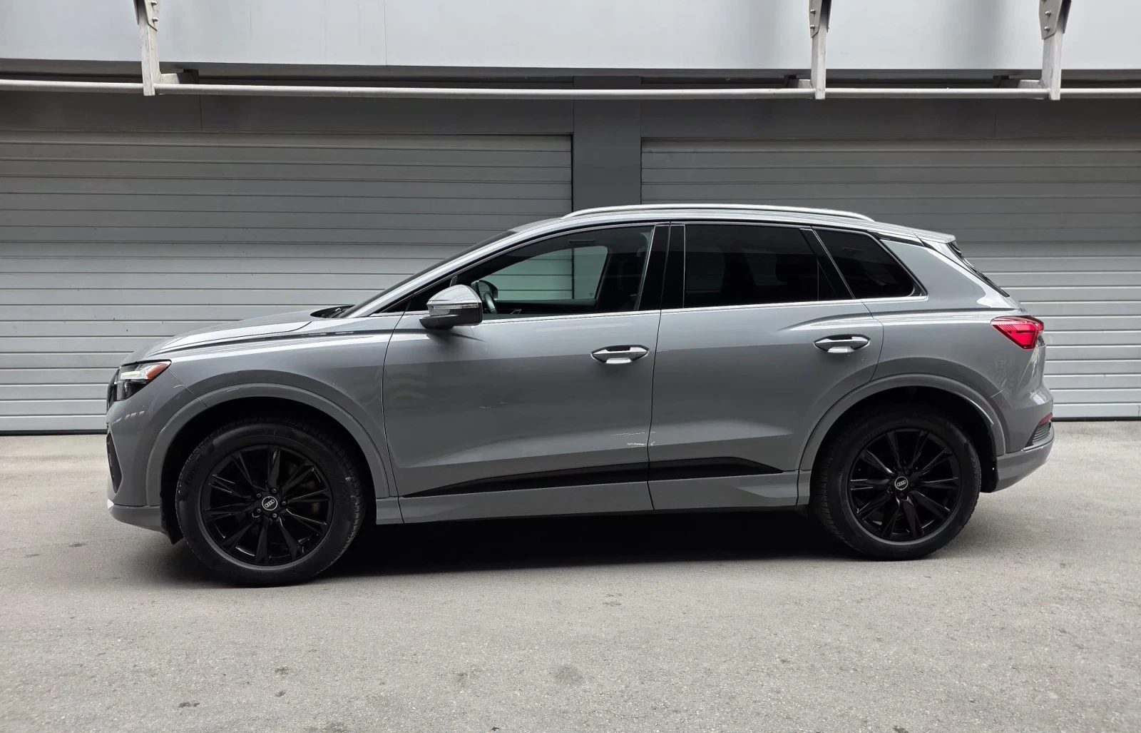 Audi Q4 E-tron  50  QUATTRO 82kwh 300hp, снимка 3 - Автомобили и джипове - 56605052
