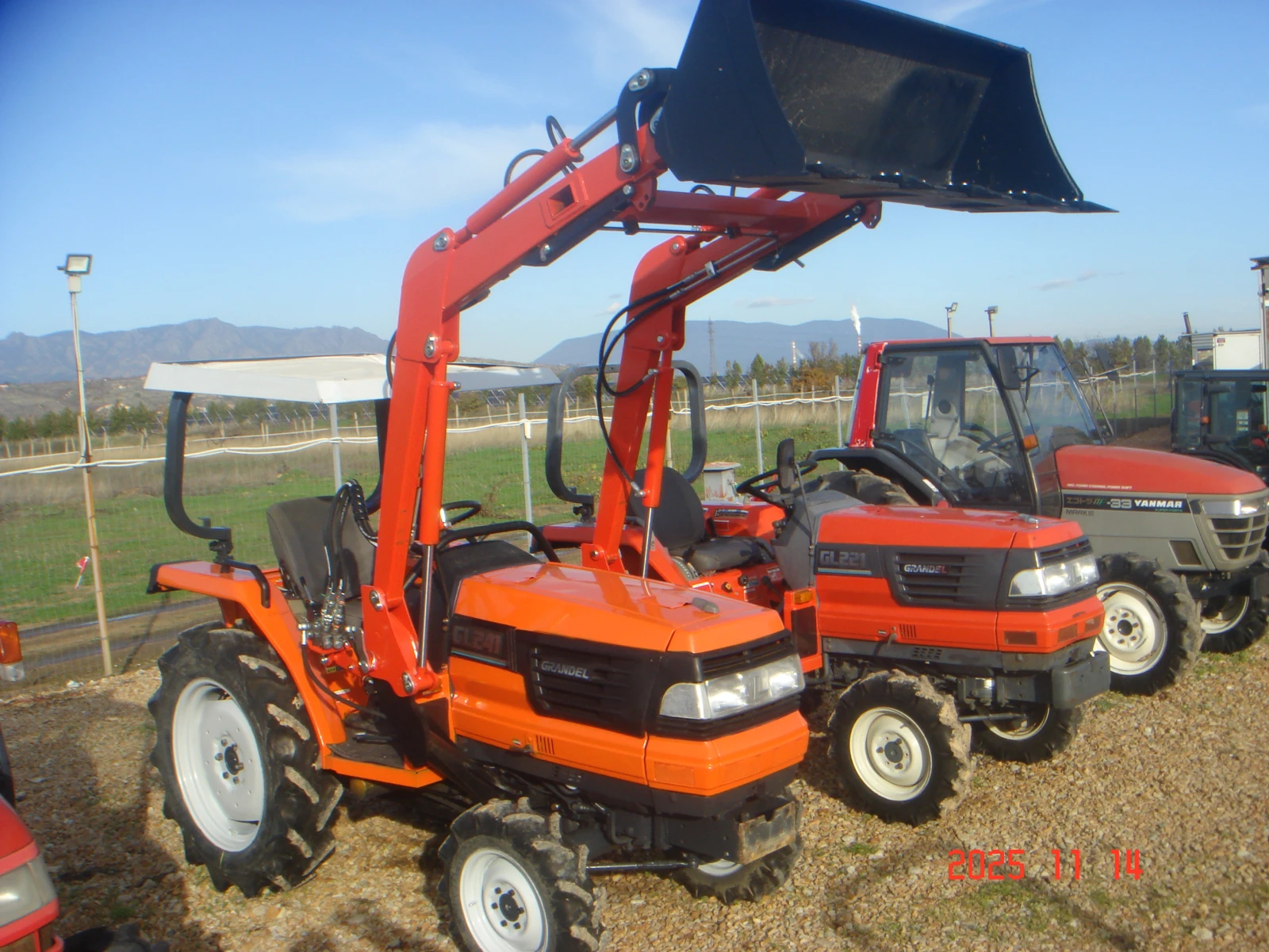 Трактор Kubota СКАЙТРАК - изображение 2