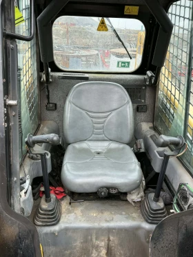 Челен товарач Gehl R165, снимка 6