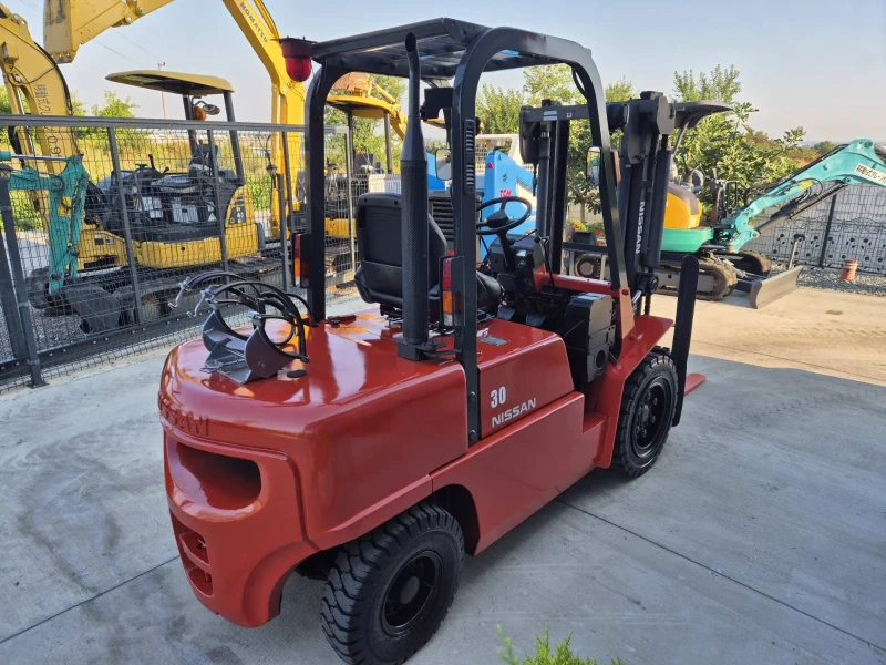 Мотокар Nissan * 3 тонен * АВТОМАТ * ГАЗ+ БЕНЗИН * ПАРНО * , снимка 5 - Индустриална техника - 51438482