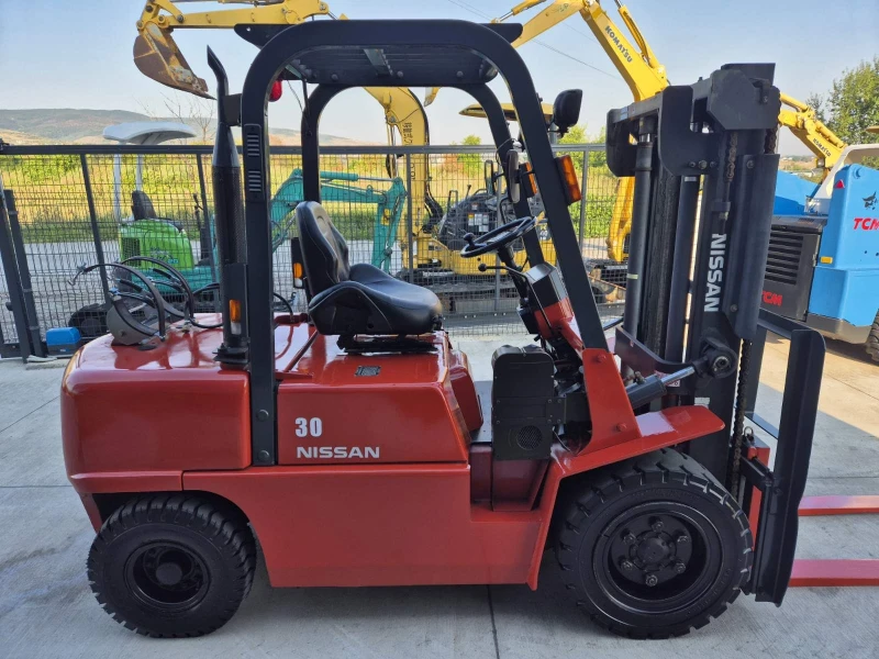 Мотокар Nissan * 3 тонен * АВТОМАТ * ГАЗ+ БЕНЗИН * ПАРНО * , снимка 6 - Индустриална техника - 51438482