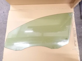 Стъкло предно ляво Фолксваген Пасат Б6 (к)