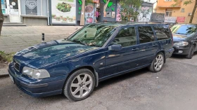 Volvo V70 2.5T, снимка 1