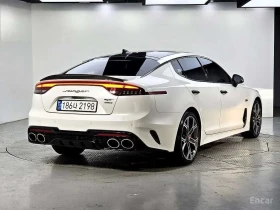 Kia Stinger 3.3 Turbo AWD | АВТОФИНАНСИРАНЕ, снимка 4