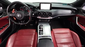 Kia Stinger 3.3 Turbo AWD GT* КАРБОН* КОЖА* НАВИ* ПАНО* HUD, снимка 7
