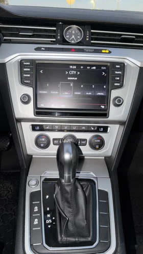 VW Passat 2.0 TDI, снимка 14