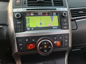 Toyota Verso 2.0 D4D Панорама Navi Камера, снимка 12