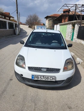 Ford Fiesta 1.4TDCI klimatik , снимка 1