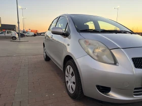 Toyota Yaris - 2550 € / 4987.37 лв. - 40561628 11