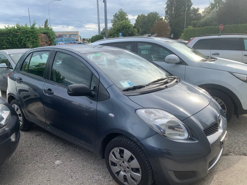 Toyota Yaris 2009 156хил.км. БЕНЗИН, снимка 2 - Автомобили и джипове - 47280748