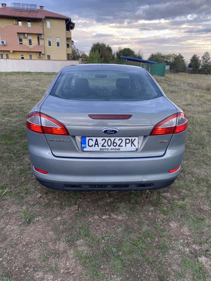 Ford Mondeo GIA, снимка 3 - Автомобили и джипове - 47345465