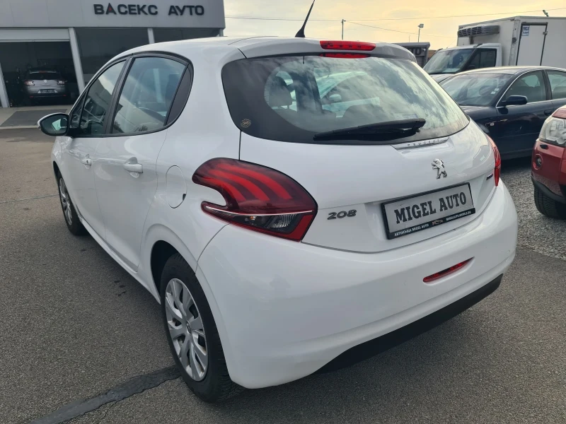 Peugeot 208, снимка 5 - Автомобили и джипове - 49485501