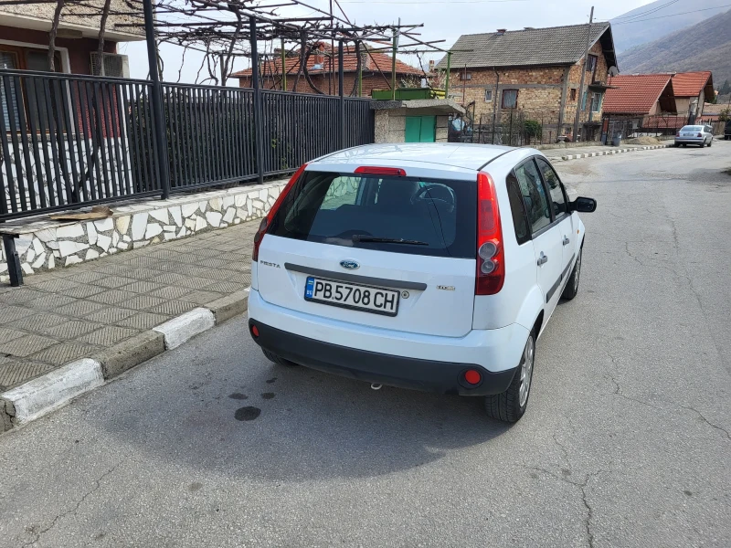 Ford Fiesta 1.4TDCI klimatik , снимка 4 - Автомобили и джипове - 49520358